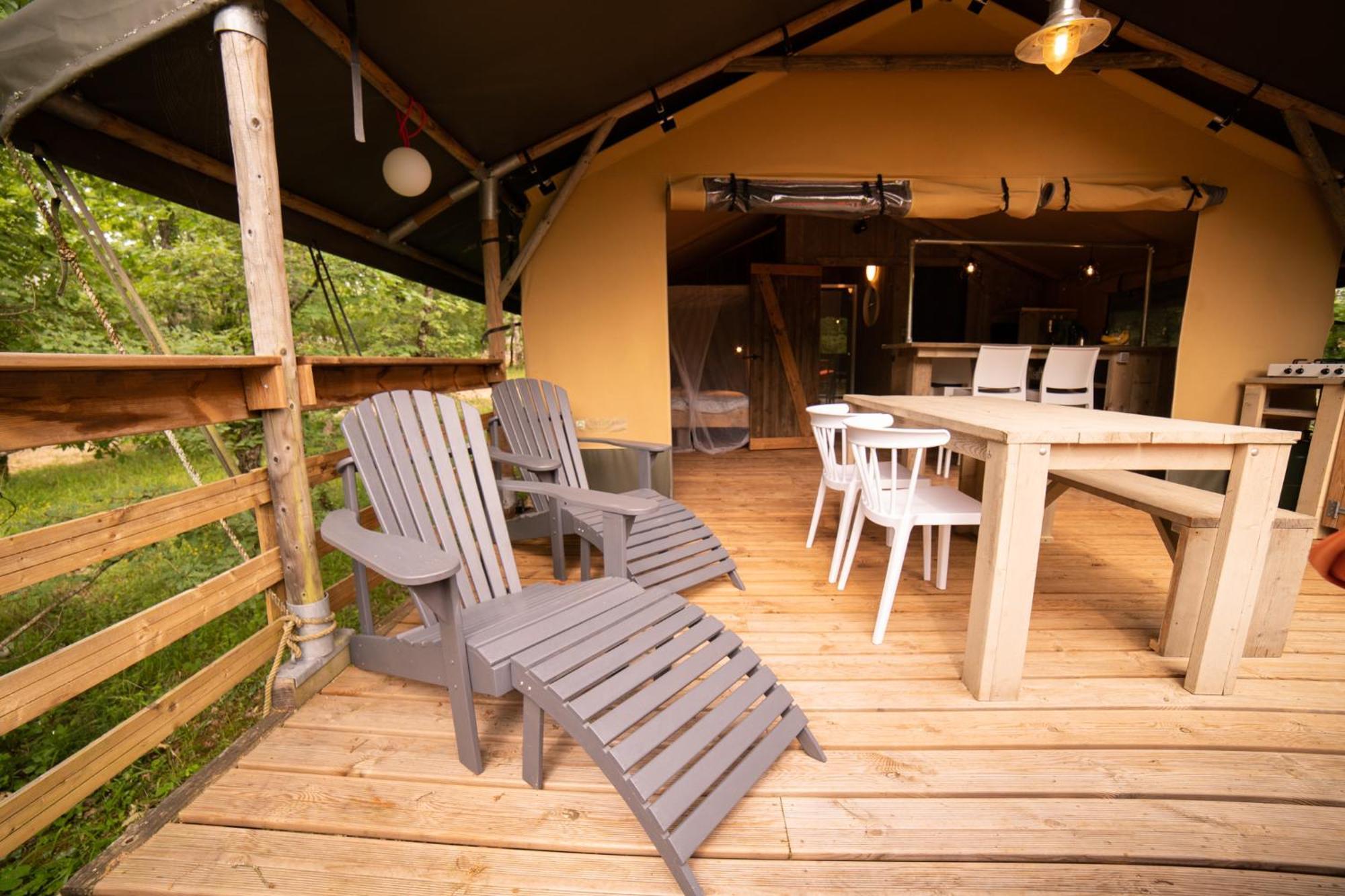Lodge Holidays - Glamping San Marino Bagian luar foto