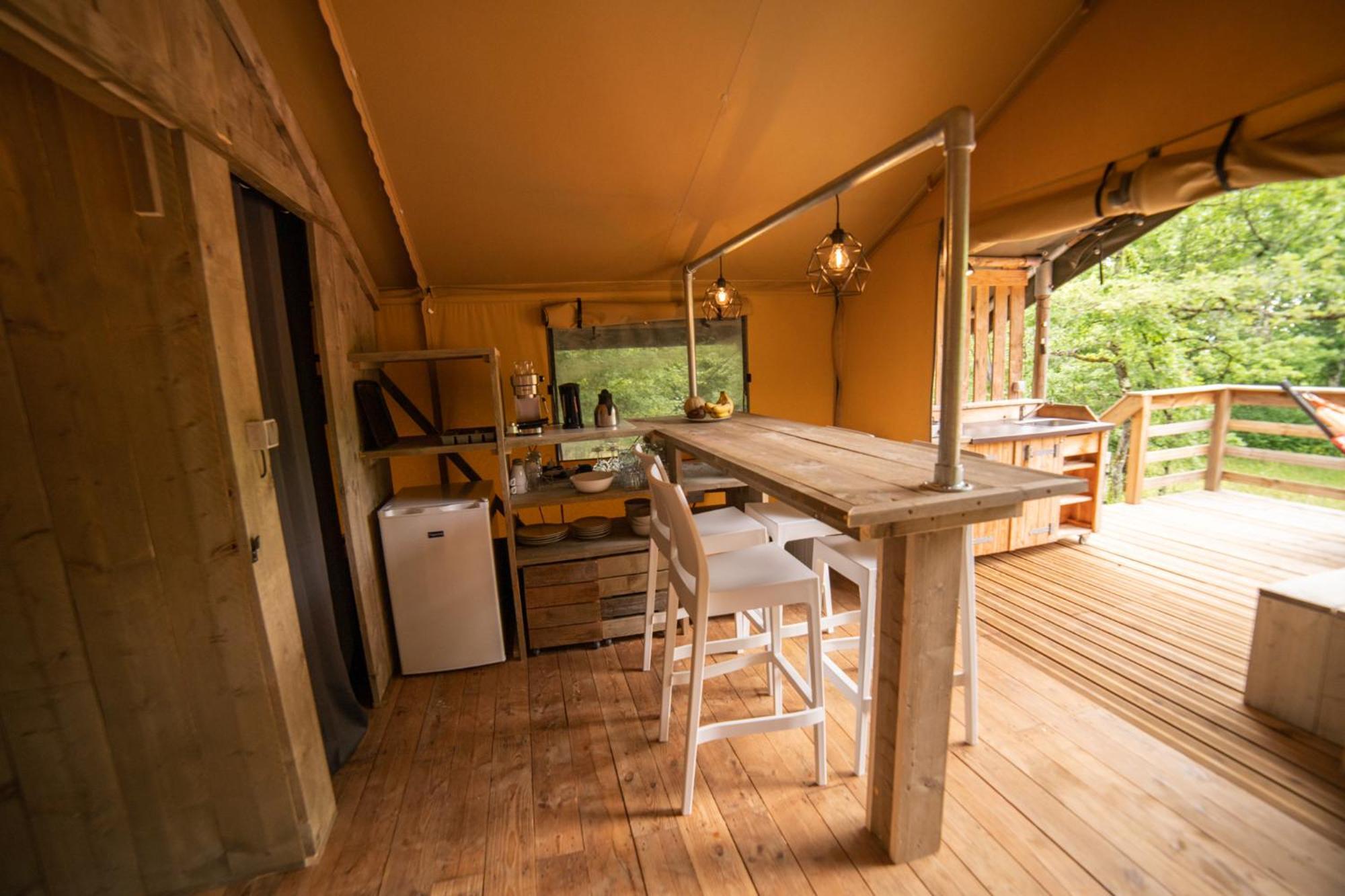 Lodge Holidays - Glamping San Marino Bagian luar foto