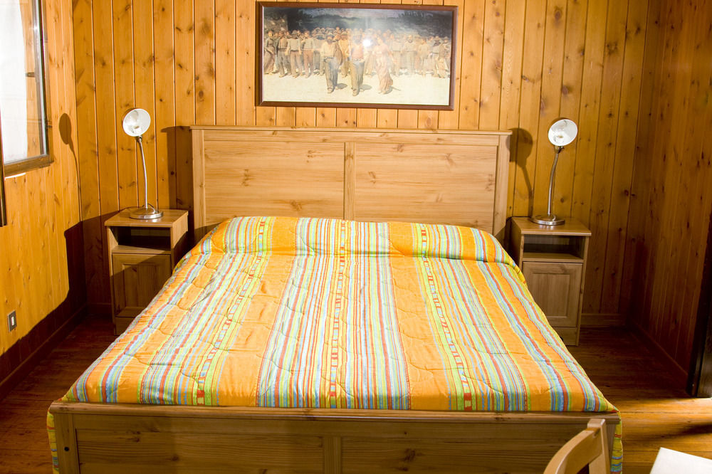 Lodge Holidays - Glamping San Marino Bagian luar foto